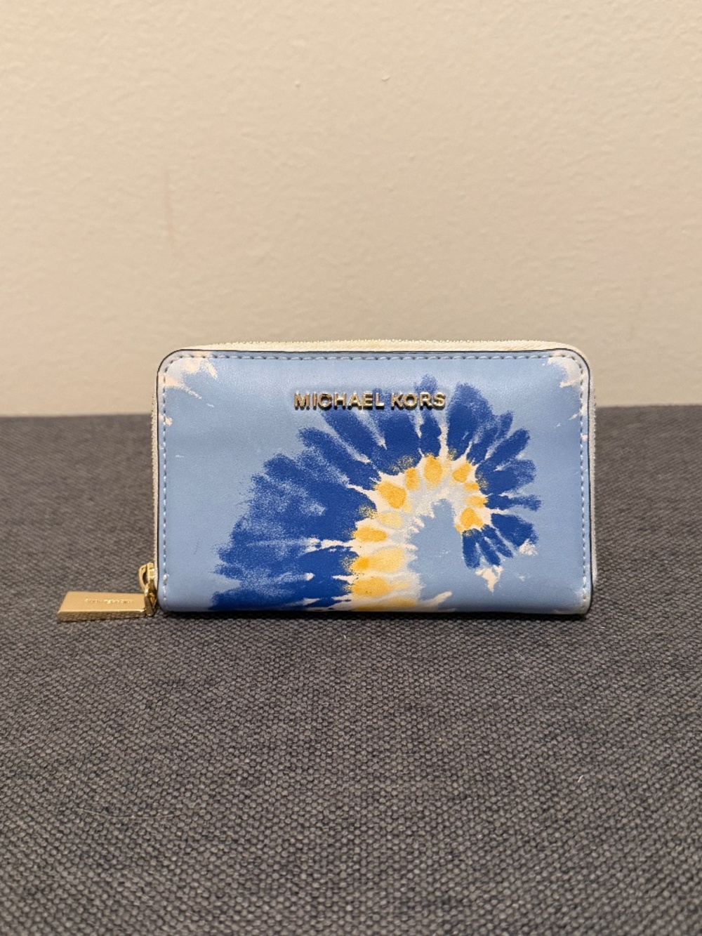 Michael Kors Jet Set Card Holder Tie Dye Zip Around Mini Wallet